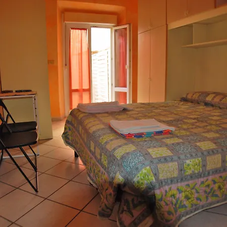 Alojamento de Acomodação e Pequeno-almoço Porta San Frediano 3*