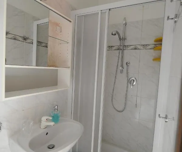 Porta San Frediano Bed & Breakfast 3*
