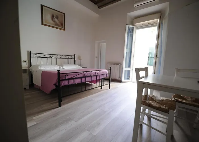 Porta San Frediano Bed & Breakfast