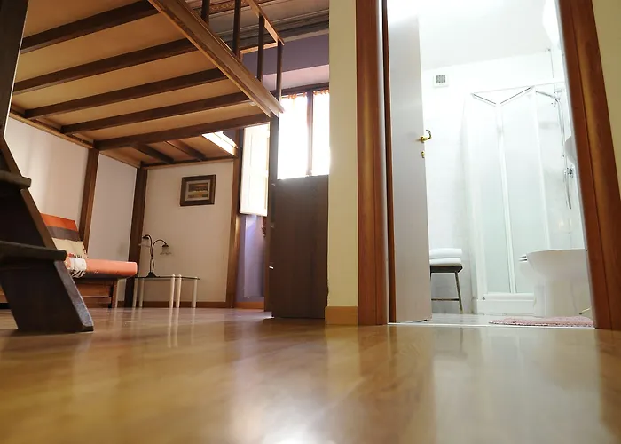Porta San Frediano Bed & Breakfast 3*